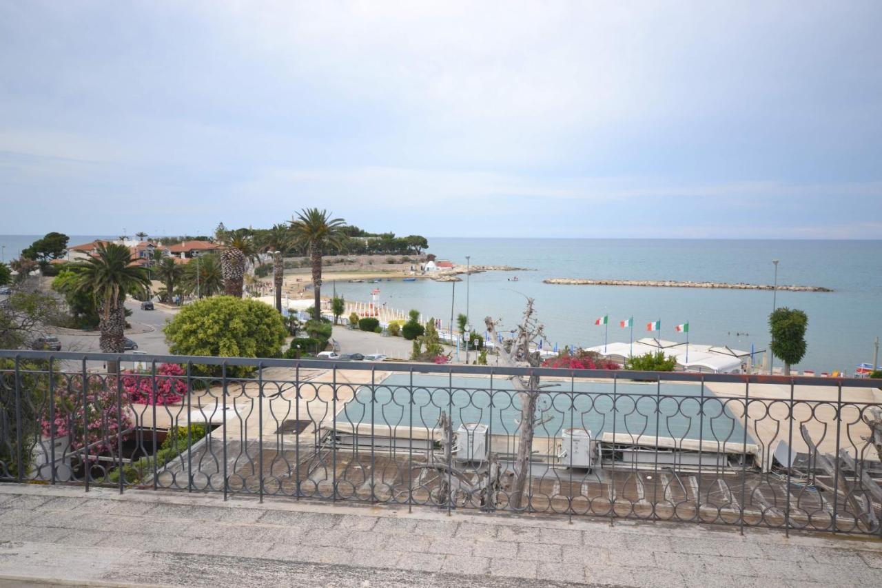 Golden Bay Bed & Breakfast Trani Dış mekan fotoğraf