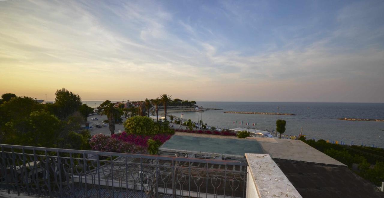 Golden Bay Bed & Breakfast Trani Dış mekan fotoğraf